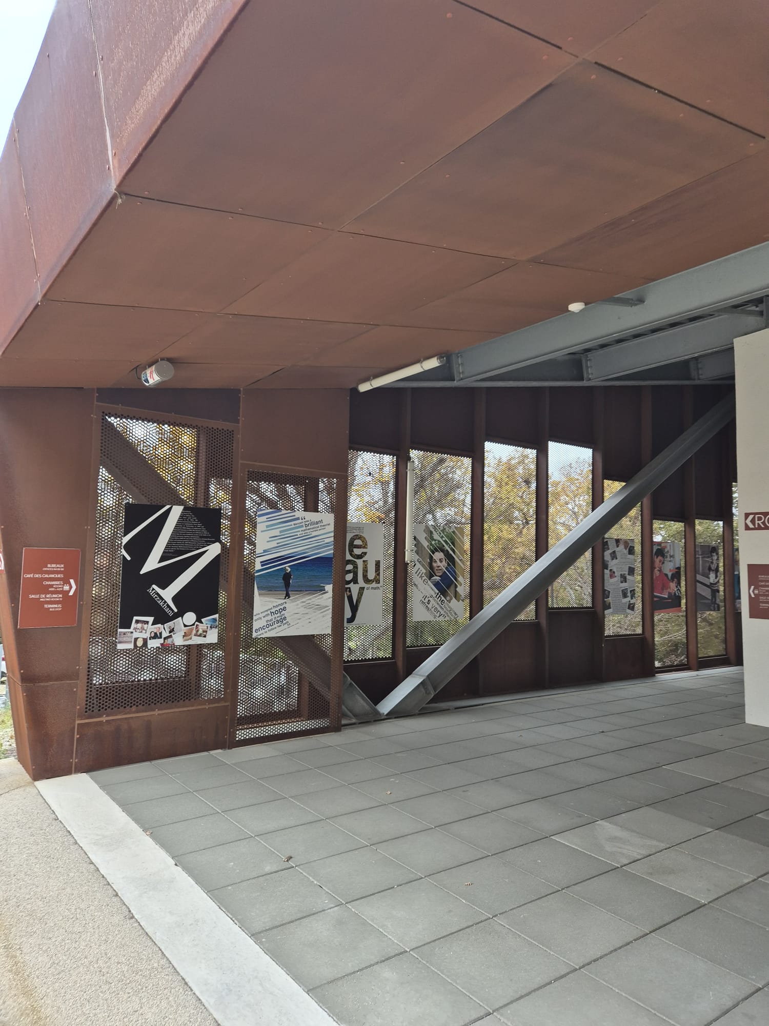 Description of the image